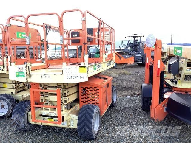 JLG 260MRT Ножничные подъемники