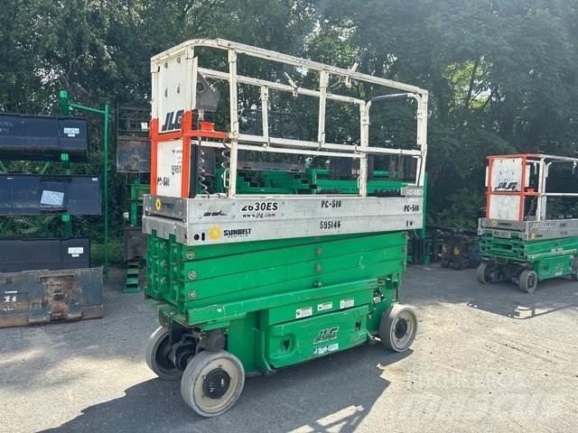 JLG 2630ES Ножничные подъемники