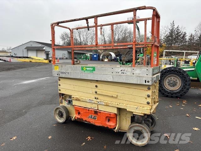 JLG 2630ES Ножничные подъемники