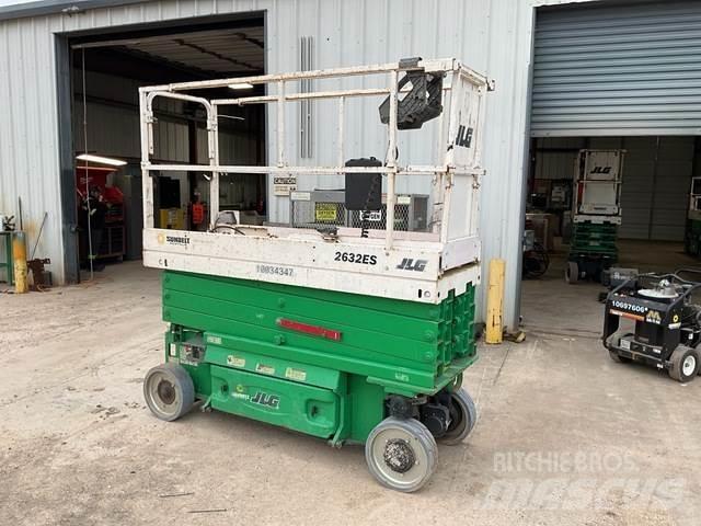 JLG 2632ES Ножничные подъемники