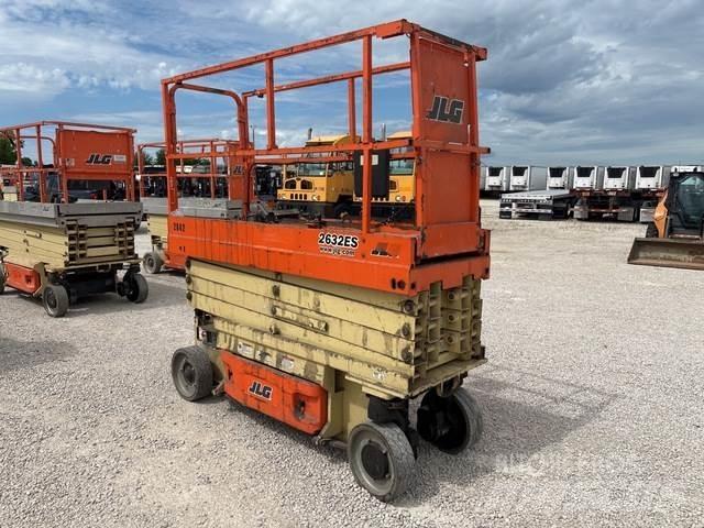 JLG 2632ES Ножничные подъемники