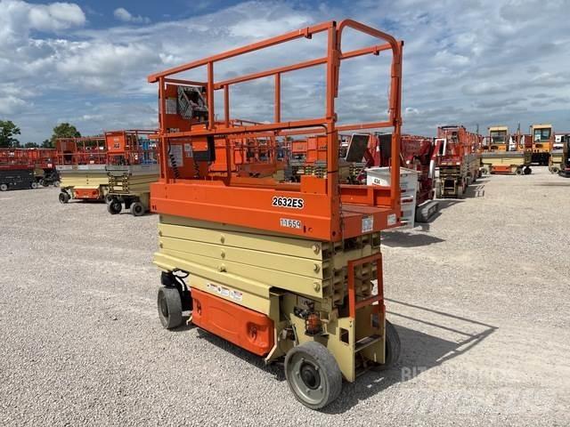 JLG 2632ES Ножничные подъемники