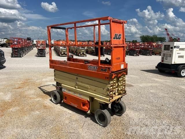 JLG 2632ES Ножничные подъемники