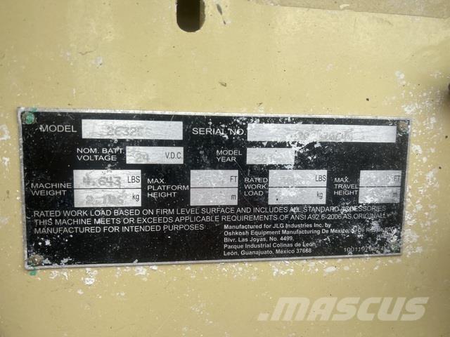 JLG 2632ES Ножничные подъемники