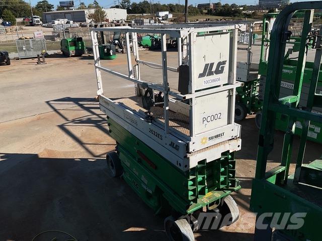 JLG 2632ES Ножничные подъемники