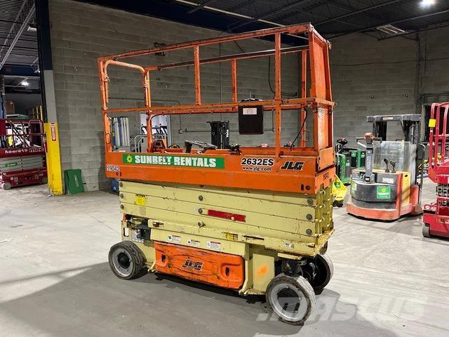 JLG 2632ES Ножничные подъемники
