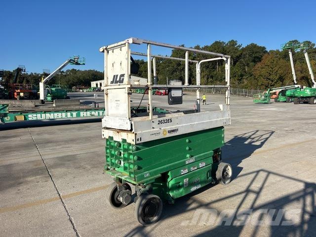 JLG 2632ES Ножничные подъемники