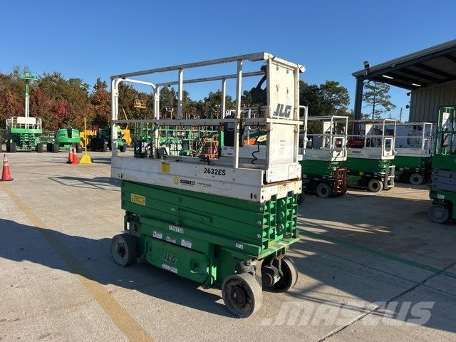 JLG 2632ES Ножничные подъемники