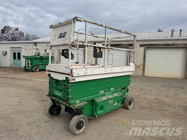 JLG 2646ES Ножничные подъемники