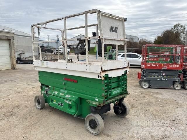 JLG 2646ES Ножничные подъемники