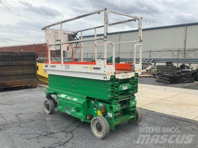 JLG 2646ES Ножничные подъемники
