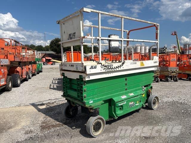 JLG 2646ES Ножничные подъемники