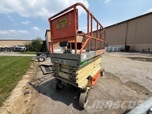 JLG 2646ES Ножничные подъемники