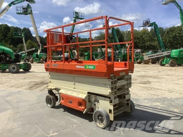 JLG 2646ES Ножничные подъемники