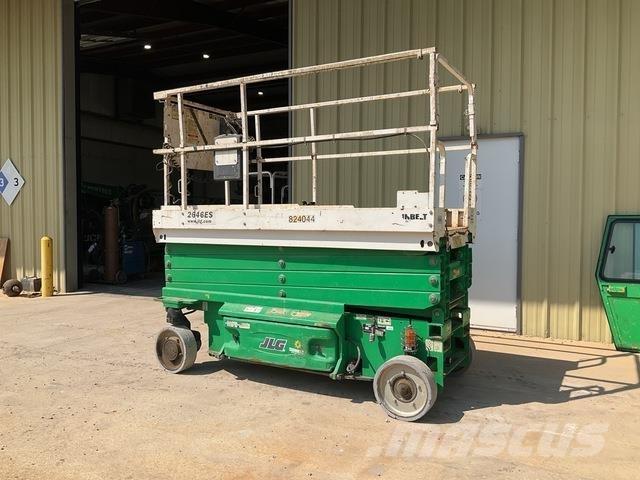 JLG 2646ES Ножничные подъемники