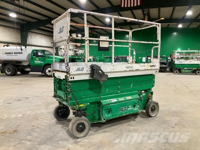 JLG 2646ES Ножничные подъемники