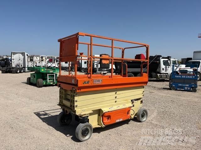 JLG 3246ES Ножничные подъемники