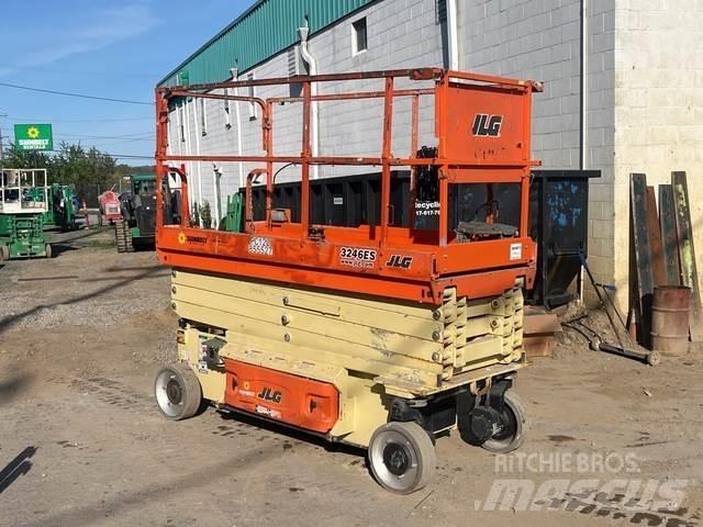JLG 3246ES Ножничные подъемники