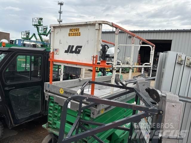 JLG 3246ES Ножничные подъемники