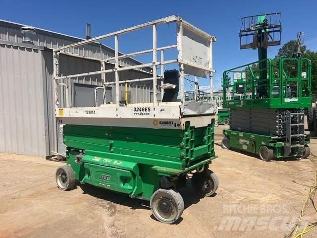 JLG 3246ES Ножничные подъемники