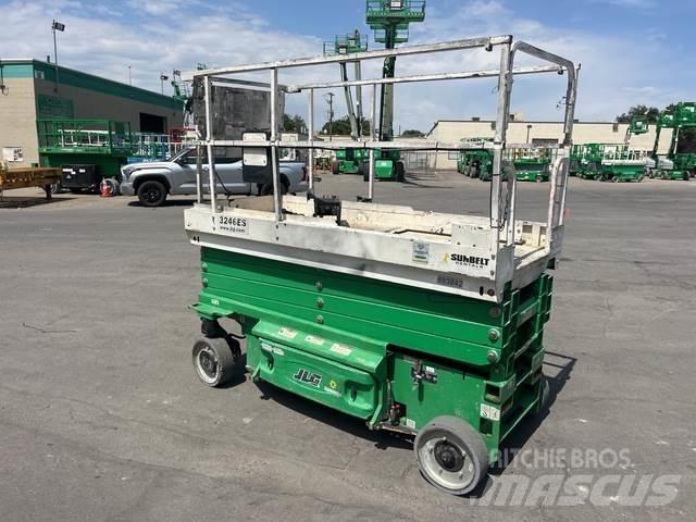 JLG 3246ES Ножничные подъемники