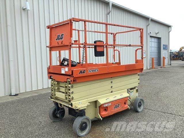 JLG 3246ES Ножничные подъемники