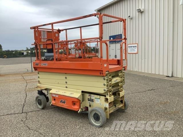 JLG 3246ES Ножничные подъемники