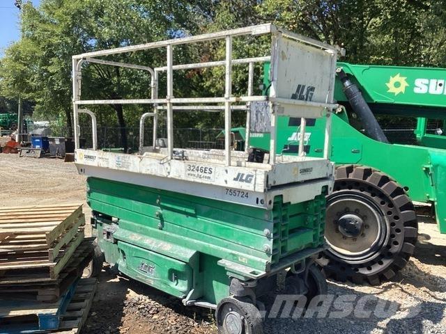JLG 3246ES Ножничные подъемники