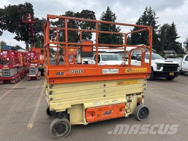 JLG 3246ES Ножничные подъемники