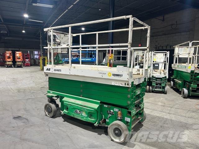 JLG 3246ES Ножничные подъемники