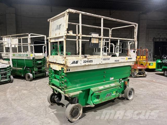 JLG 3246ES Ножничные подъемники