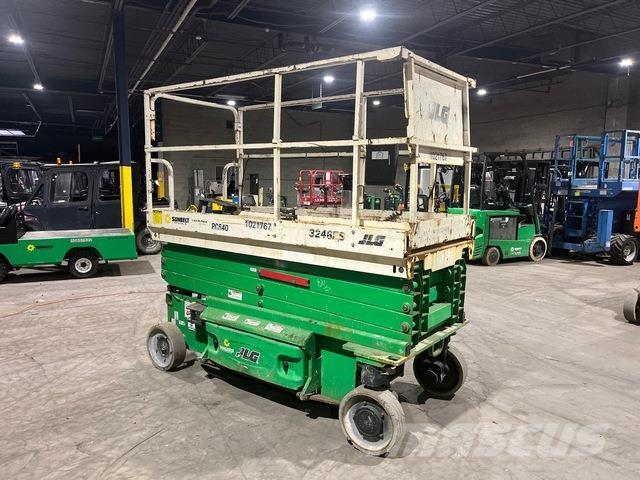 JLG 3246ES Ножничные подъемники