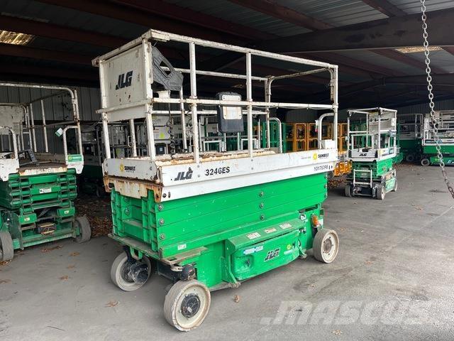 JLG 3246ES Ножничные подъемники