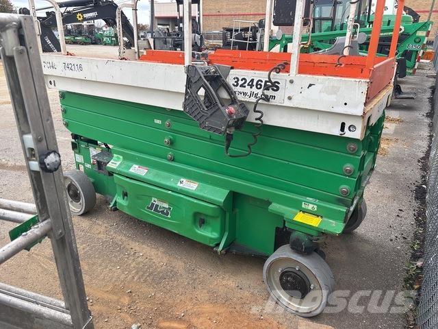 JLG 3246ES Ножничные подъемники