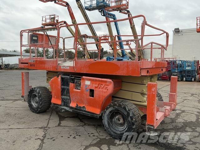 JLG 3394RT Ножничные подъемники