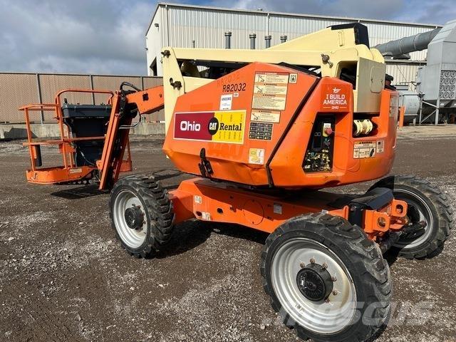 JLG 340AJ Коленчатые подъемники