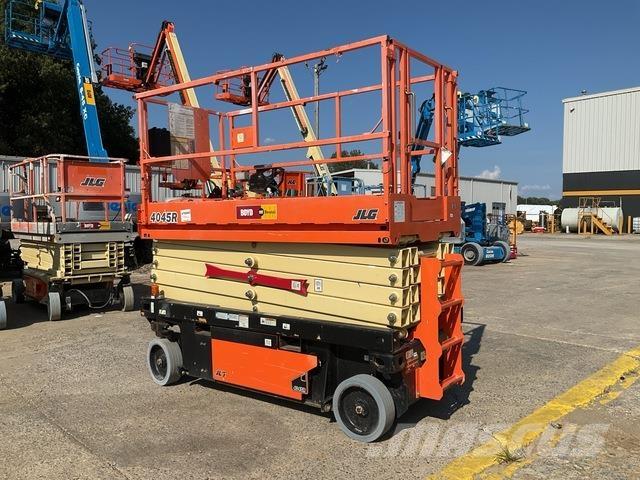 JLG 4045R Ножничные подъемники