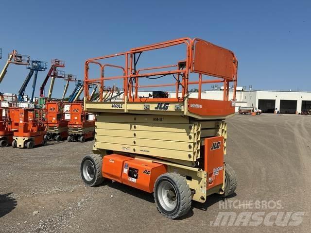 JLG 4069LE Ножничные подъемники
