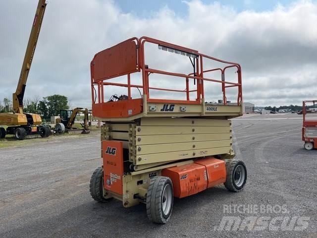 JLG 4069LE Ножничные подъемники