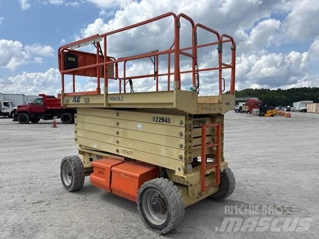 JLG 4069LE Ножничные подъемники