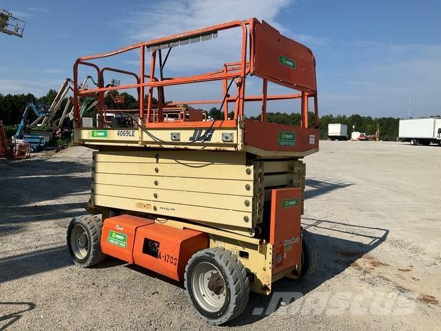 JLG 4069LE Ножничные подъемники