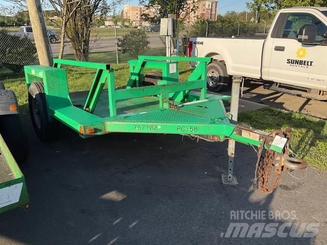 JLG 449 Низкорамные прицепы