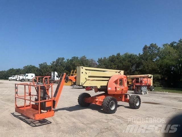 JLG 450AJ Коленчатые подъемники