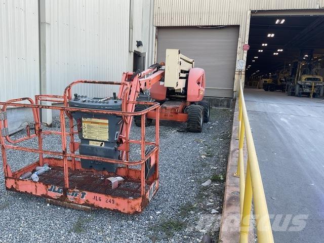 JLG 450AJ Коленчатые подъемники