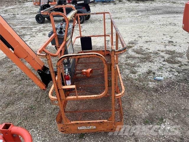 JLG 460SJ Телескопические подъемники