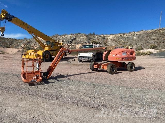 JLG 460SJ Коленчатые подъемники