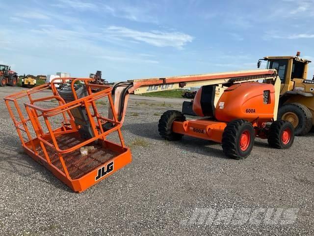 JLG 600A Коленчатые подъемники