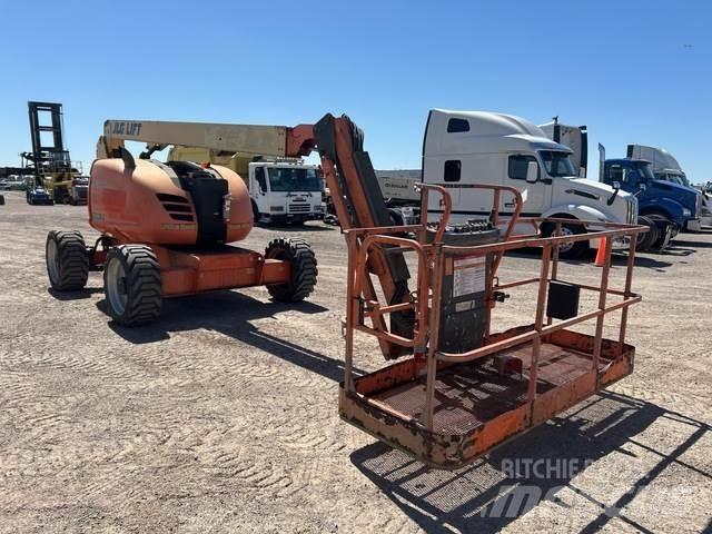 JLG 600AJ Коленчатые подъемники