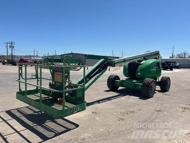 JLG 600AJ Коленчатые подъемники