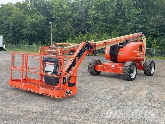 JLG 600AJ Коленчатые подъемники